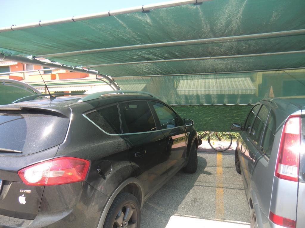 Villaggio Dei Fiori Con Piscina *