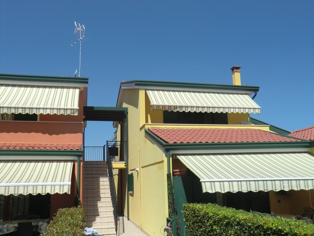 Villaggio Dei Fiori Con Piscina