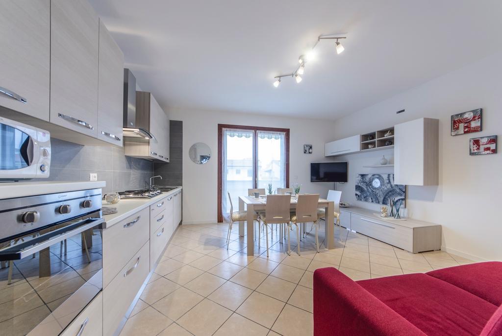 Apartment Villaggio Dei Fiori Con Piscina Caorle