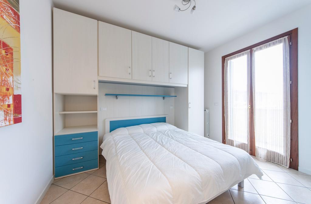 Apartment Villaggio Dei Fiori Con Piscina