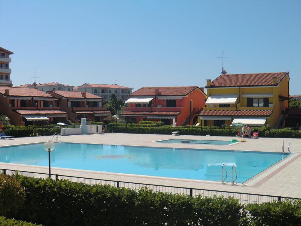 Villaggio Dei Fiori Con Piscina Apartment *