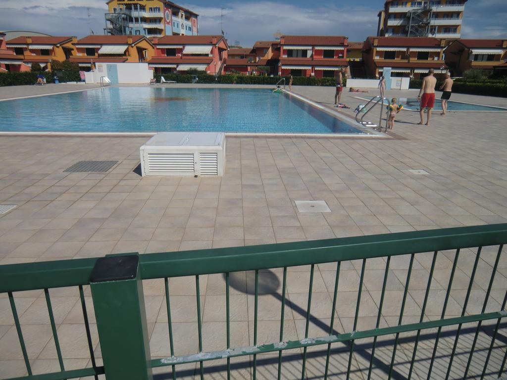 Villaggio Dei Fiori Con Piscina * Caorle