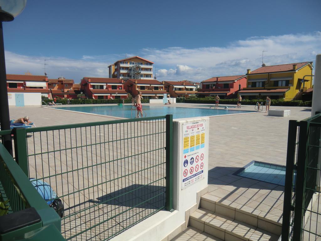 Villaggio Dei Fiori Con Piscina Caorle